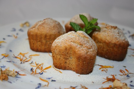Muffin mandorle e petali