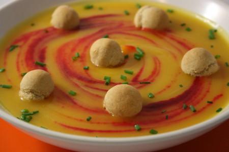 crema di zucca con sgonfiotti alla salvia